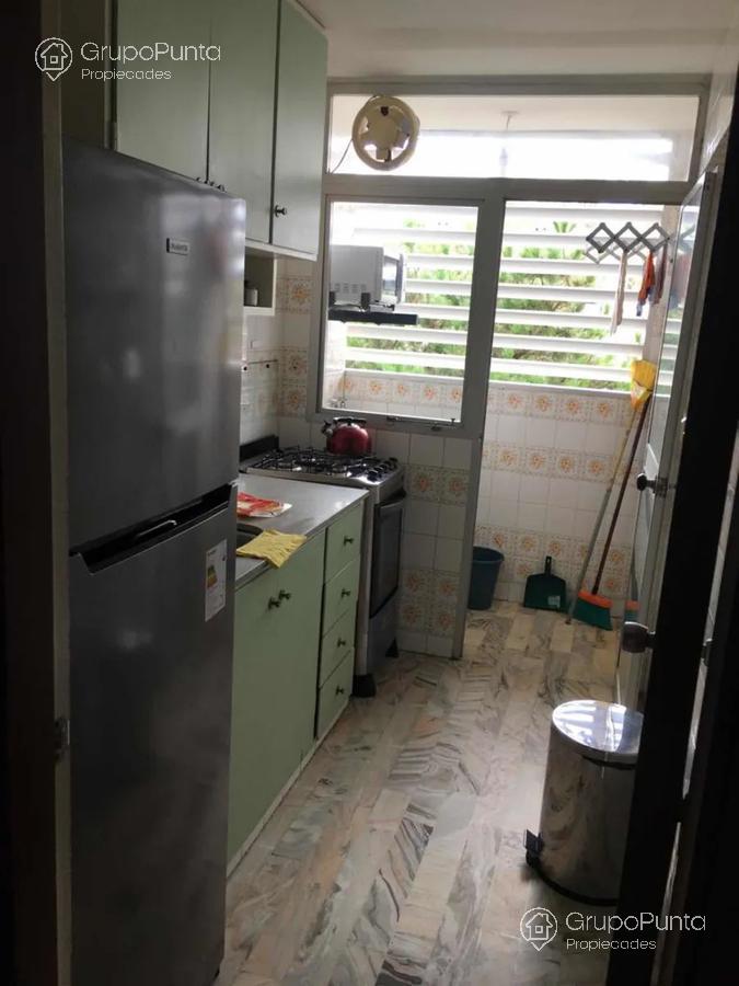 Hermoso apartamento de 2 Dormitorios - Playa Mansa · Foto 2
