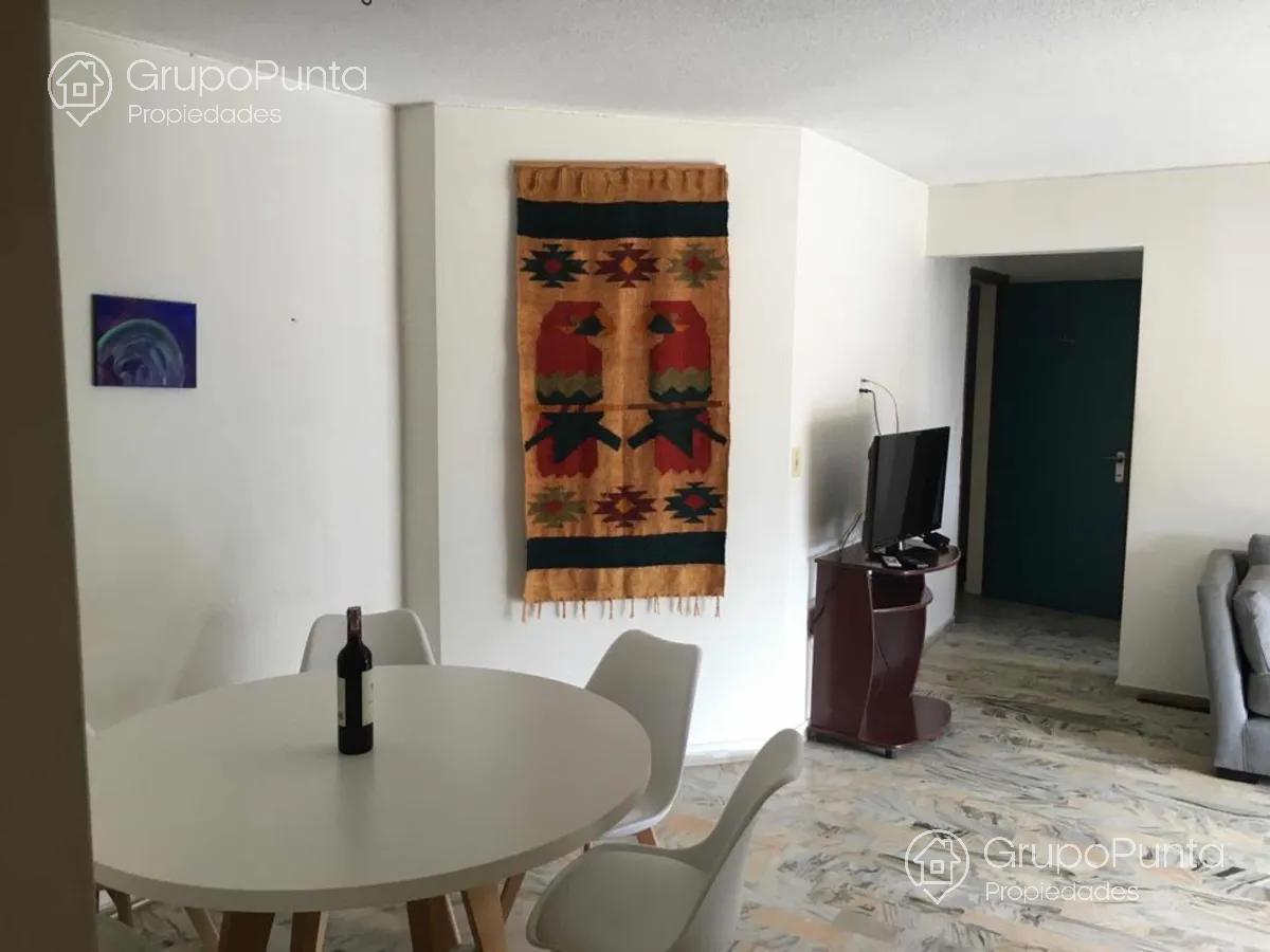 Hermoso apartamento de 2 Dormitorios - Playa Mansa · Foto 7