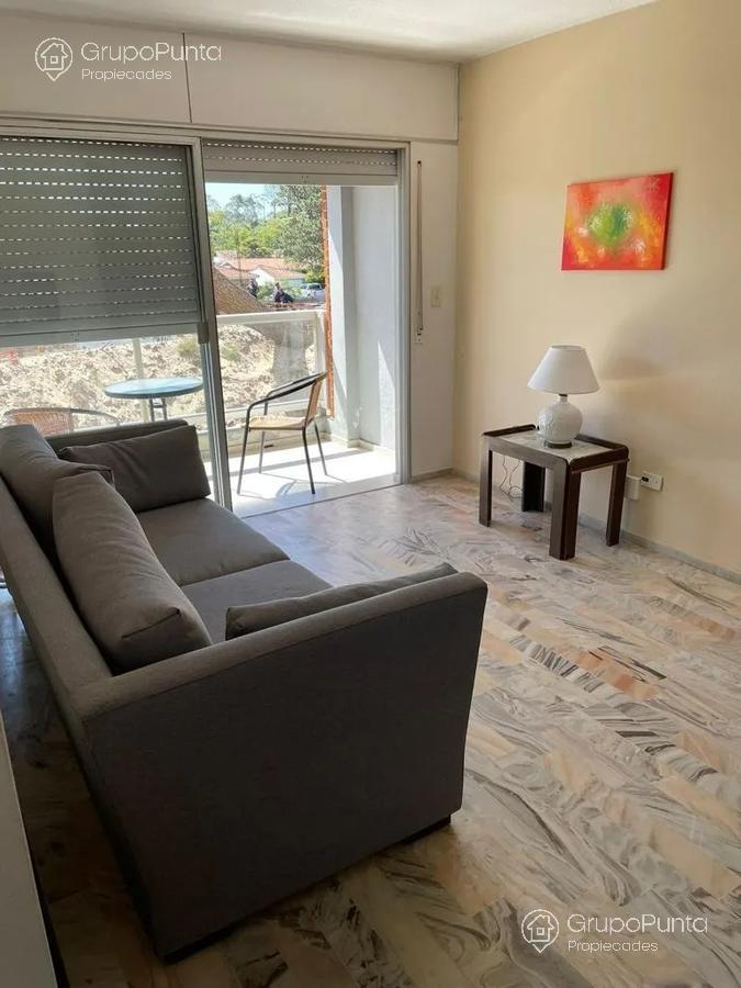 Hermoso apartamento de 2 Dormitorios - Playa Mansa · Foto 9
