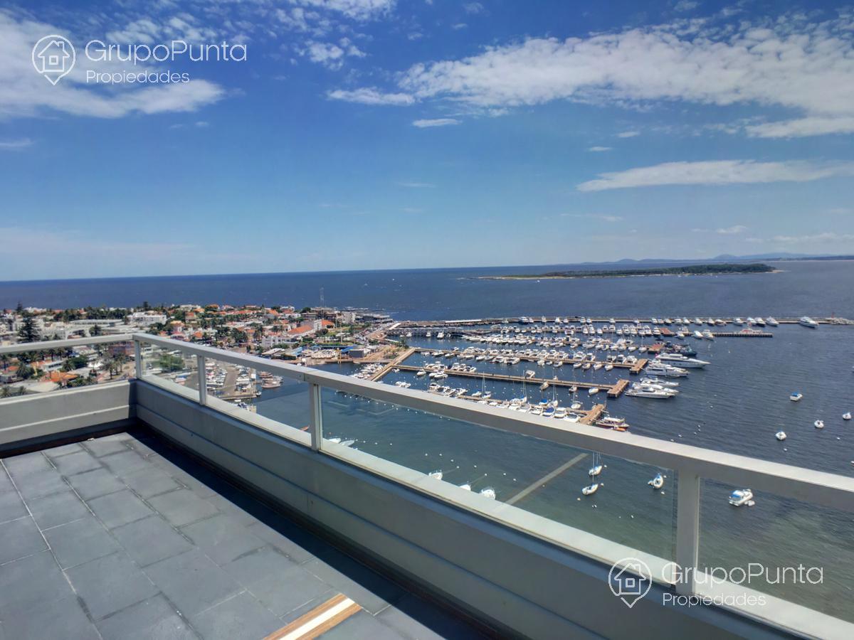 Departamento penthouse  en edificio Monarca, Punta del Este - Península · Foto 3