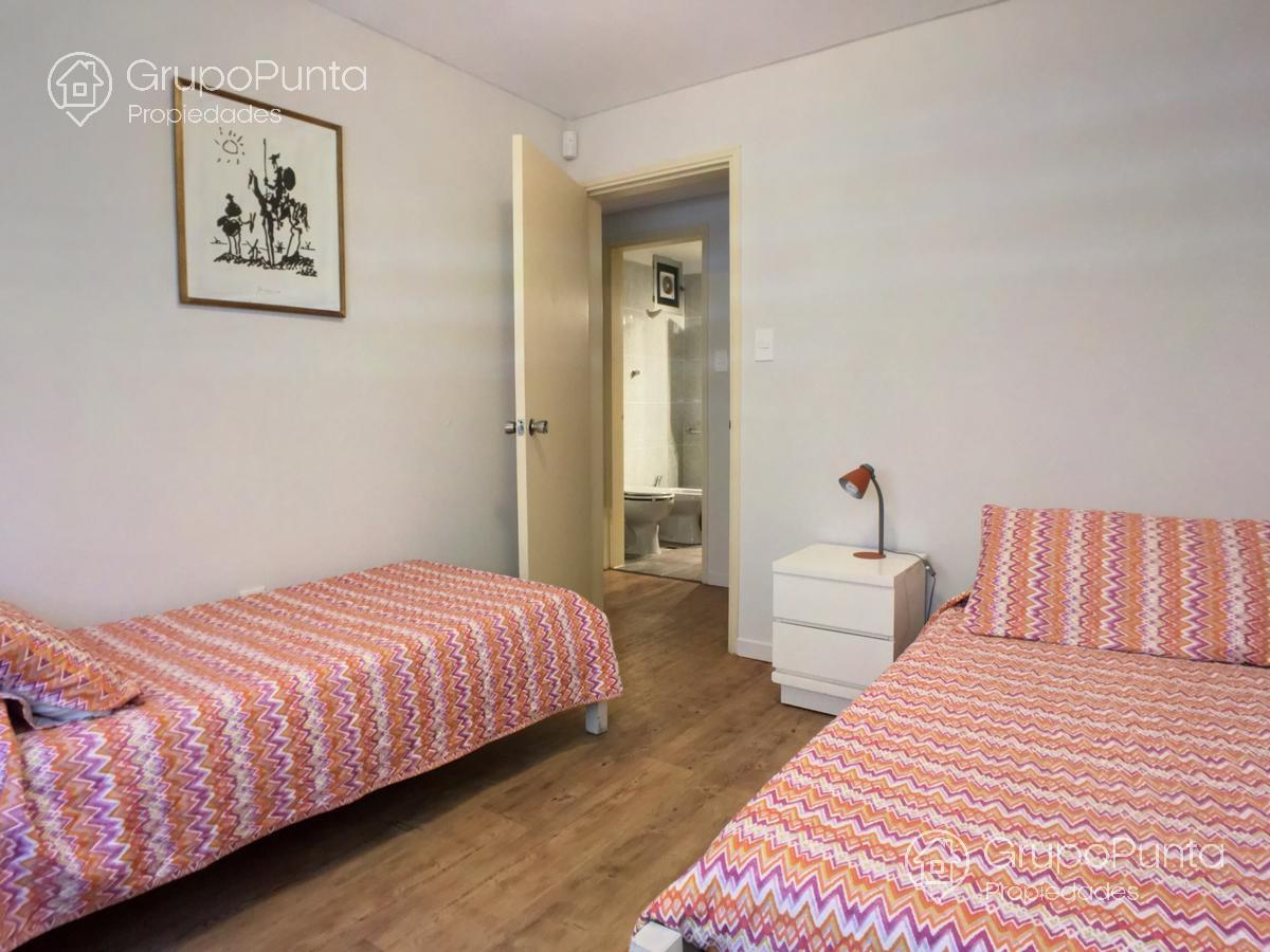 Apartamento de 3 dormitorios   frente al mar   Punta del este  Playa emir 1 · Foto 12