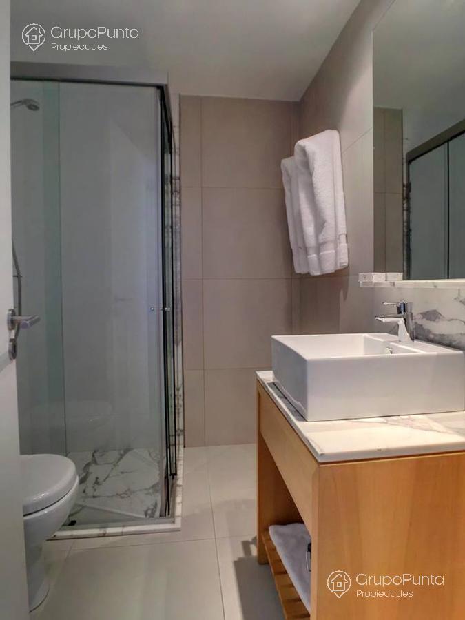 Departamento duplex con jardin y vista al mar   servicios premium   Punta Ballena · Foto 6