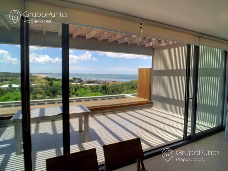 Departamento duplex con jardin  frente al mar en Punta Ballena · Foto 5