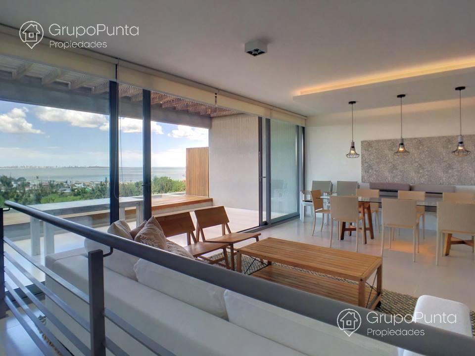 Departamento duplex con jardin  frente al mar en Punta Ballena · Foto 7