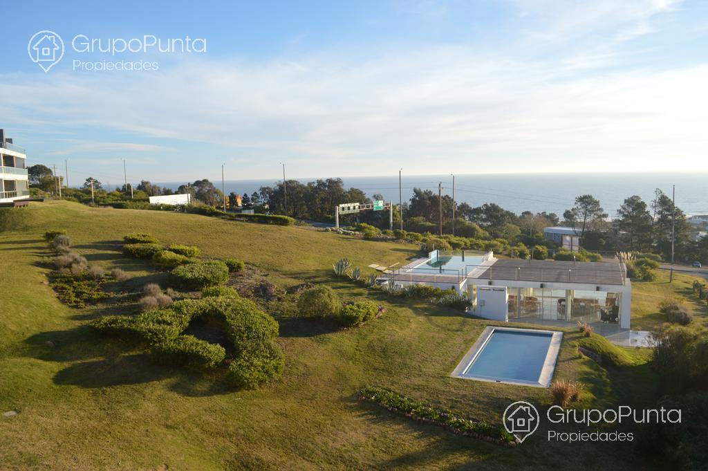 Departamento en alquiler de dos dormitorios con vista al mar- Punta Ballena · Foto 3