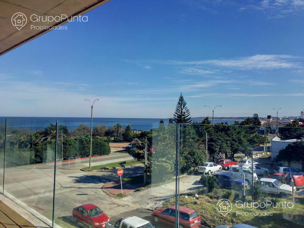 Departamento frente al mar- Playa Mansa · Foto 11