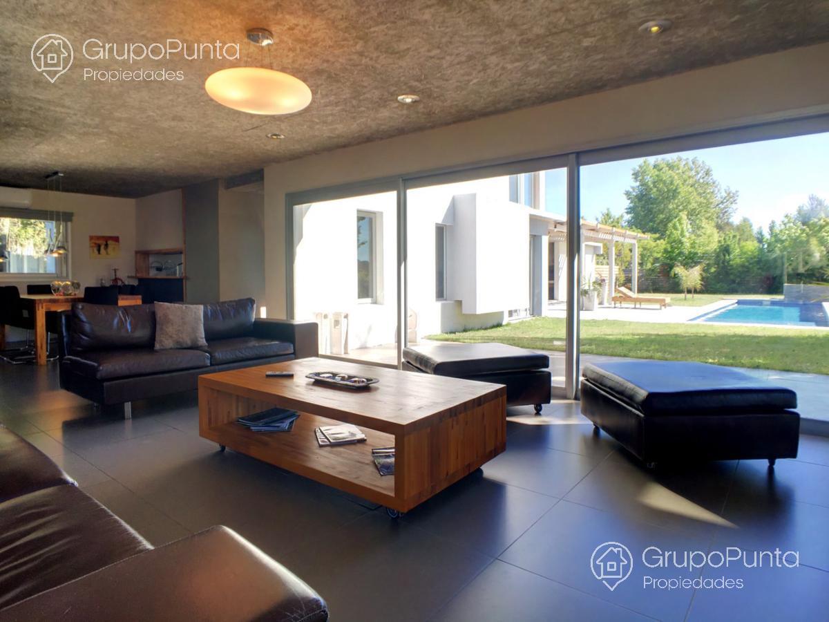 Casa moderna con piscina en barrio privado la residence - Punta del este · Foto 2