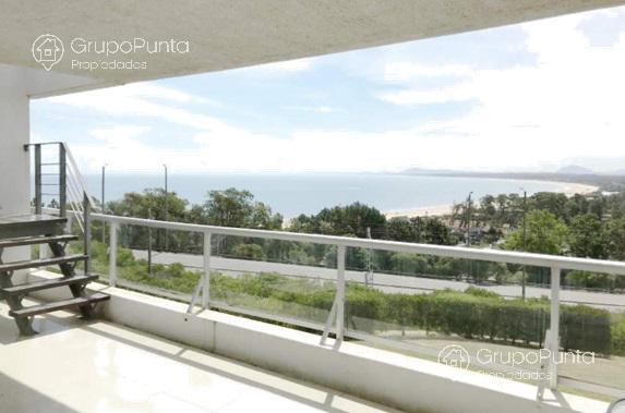 Departamento en alquiler - venta de dos dormitorios con vista al mar- Punta Ballena