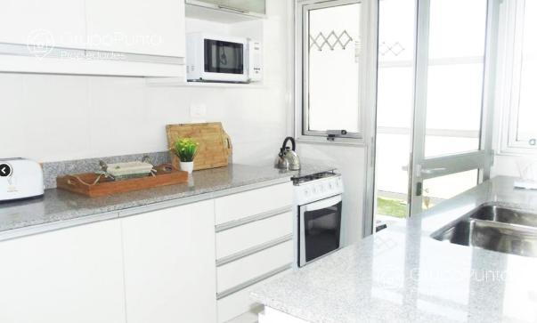 Departamento en alquiler - venta de dos dormitorios con vista al mar- Punta Ballena · Foto 11
