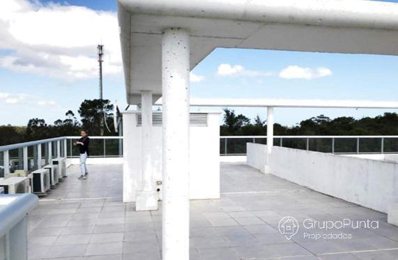Departamento en alquiler - venta de dos dormitorios con vista al mar- Punta Ballena · Foto 12