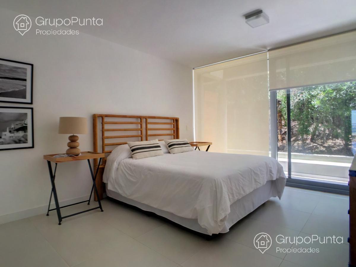 Departamento dos dormitorios con vista al mar   servicios premium- Punta Ballena · Foto 9