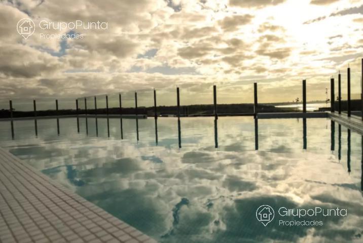 Departamento dos dormitorios con vista al mar    servicios premium en Punta Ballena · Foto 10
