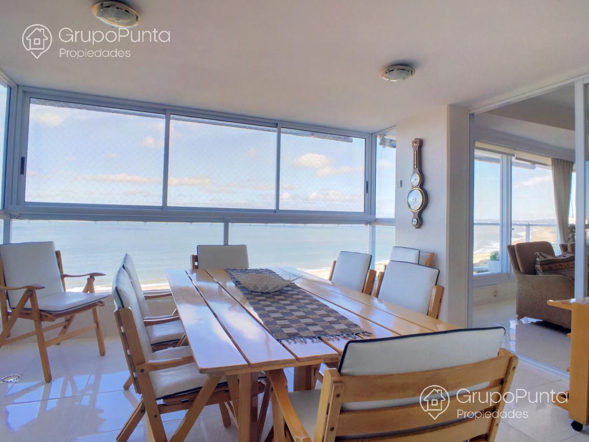 Departamento  frente al mar con amenities en alquiler en  Punta del Este · Foto 2