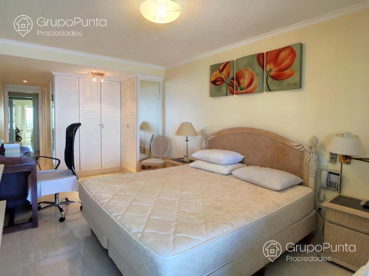 Departamento  frente al mar con amenities en alquiler en  Punta del Este · Foto 7