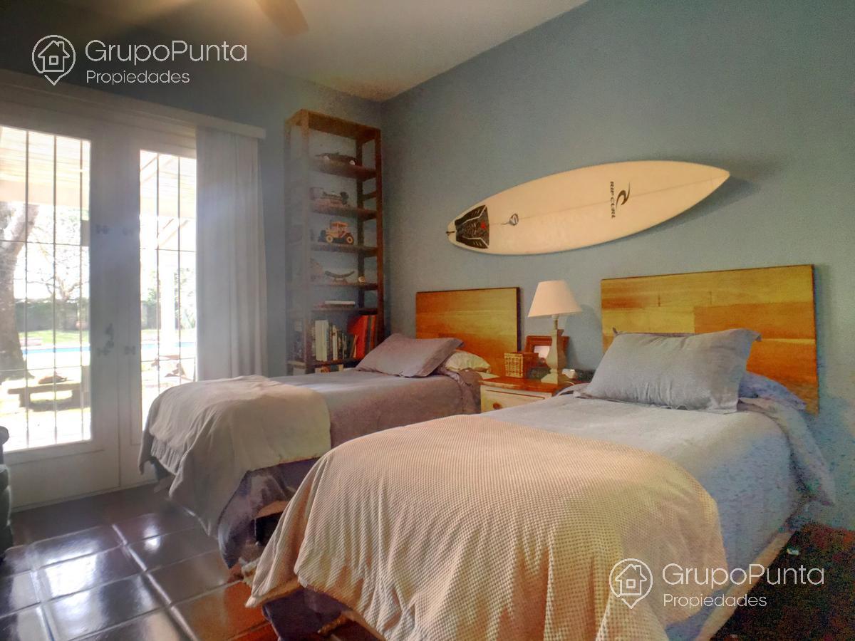 Casa con piscina , 5 dormitorios en alquiler Punta del Este   playa mansa · Foto 12