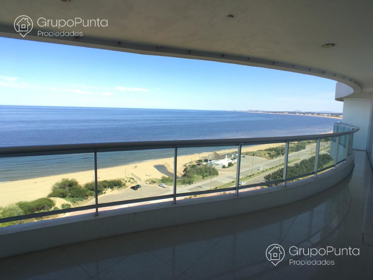 Departamento 3 dormitorios en suite frente al mar,  Torre Aquarela  - Playa Mansa · Foto 3
