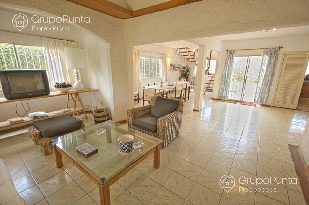 Casa con piscina 5 dormitorios en San Rafael,Punta del Este · Foto 4