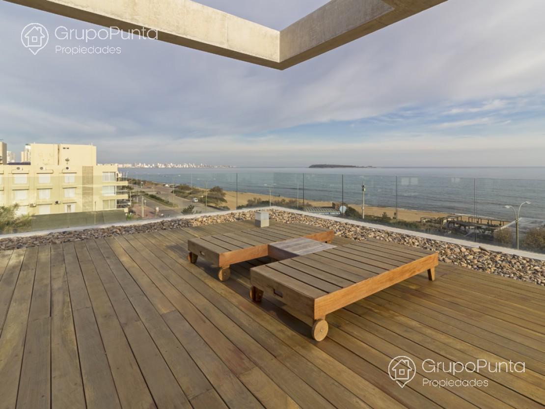 Departamento 2 dormitorios contra  frente al mar en  Punta del Este , Playa Mansa · Foto 5