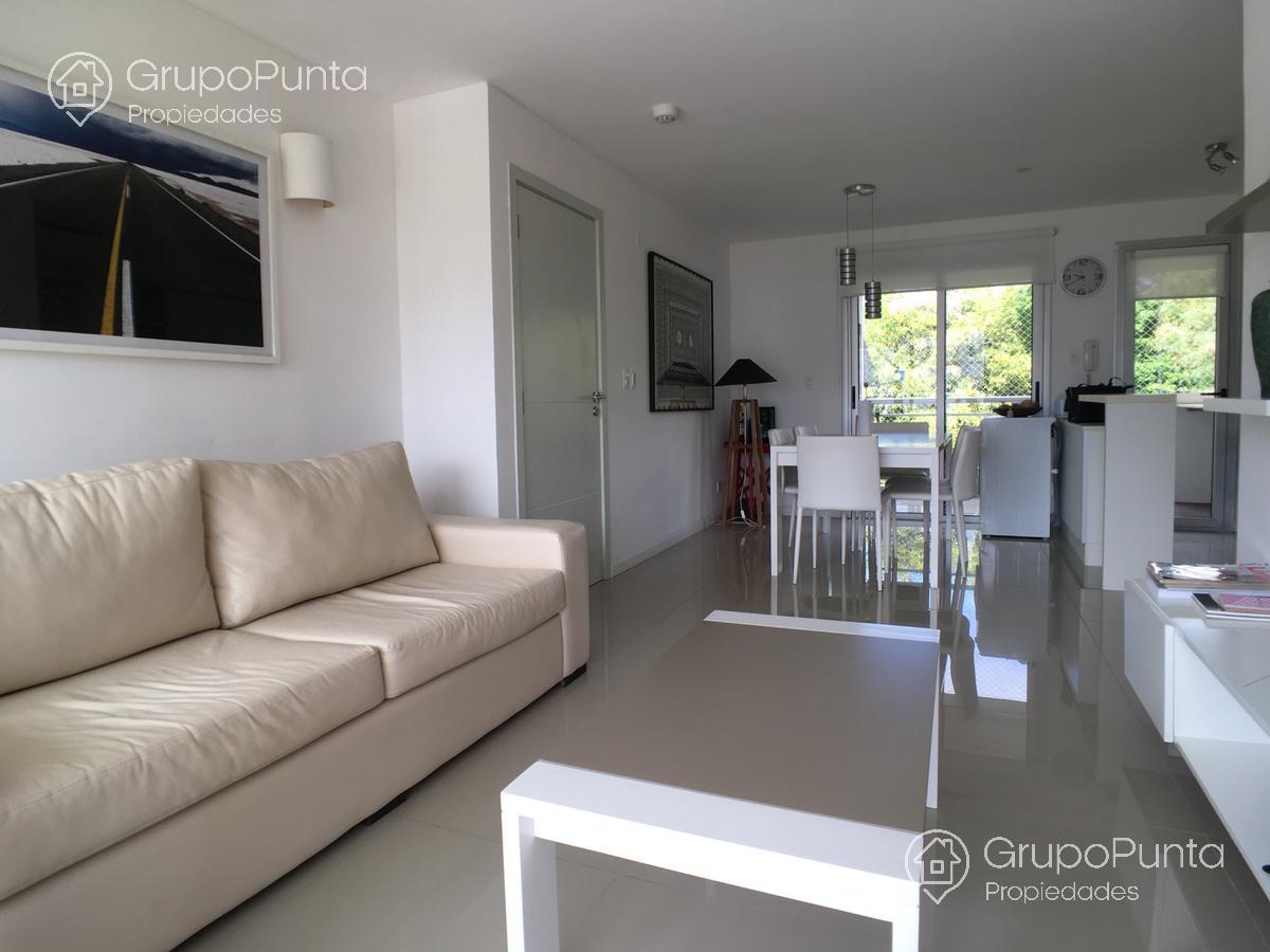 Departamento  muy cerca al mar, 2 dormitorios  -playa brava · Foto 3
