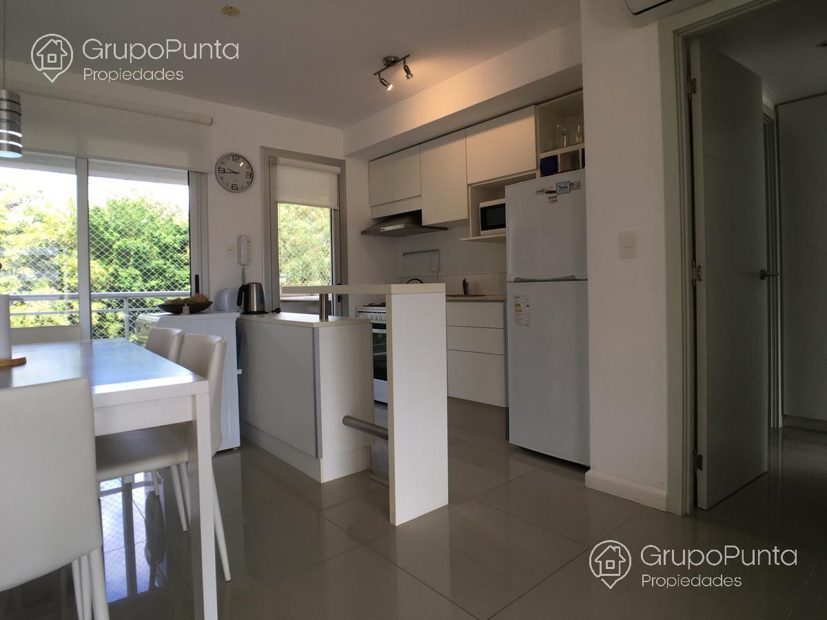 Departamento  muy cerca al mar, 2 dormitorios  -playa brava · Foto 7