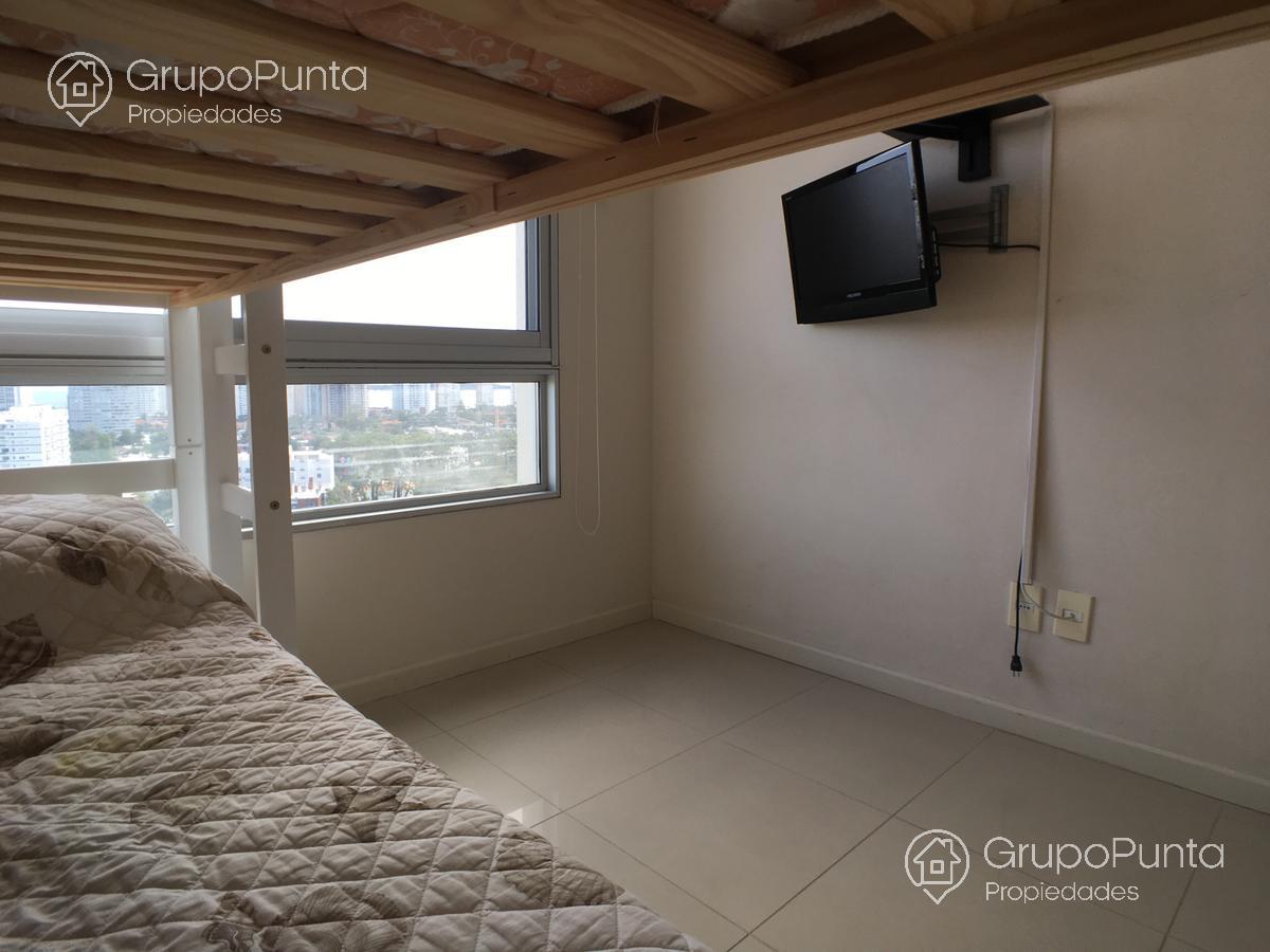 Departamento dos dormitorios en alquiler en Ocean Drive, Pumta del este , zon a Shopping · Foto 6