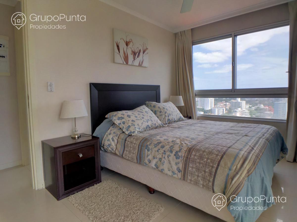 Departamento dos dormitorios en alquiler en Ocean Drive, Pumta del este , zon a Shopping · Foto 8