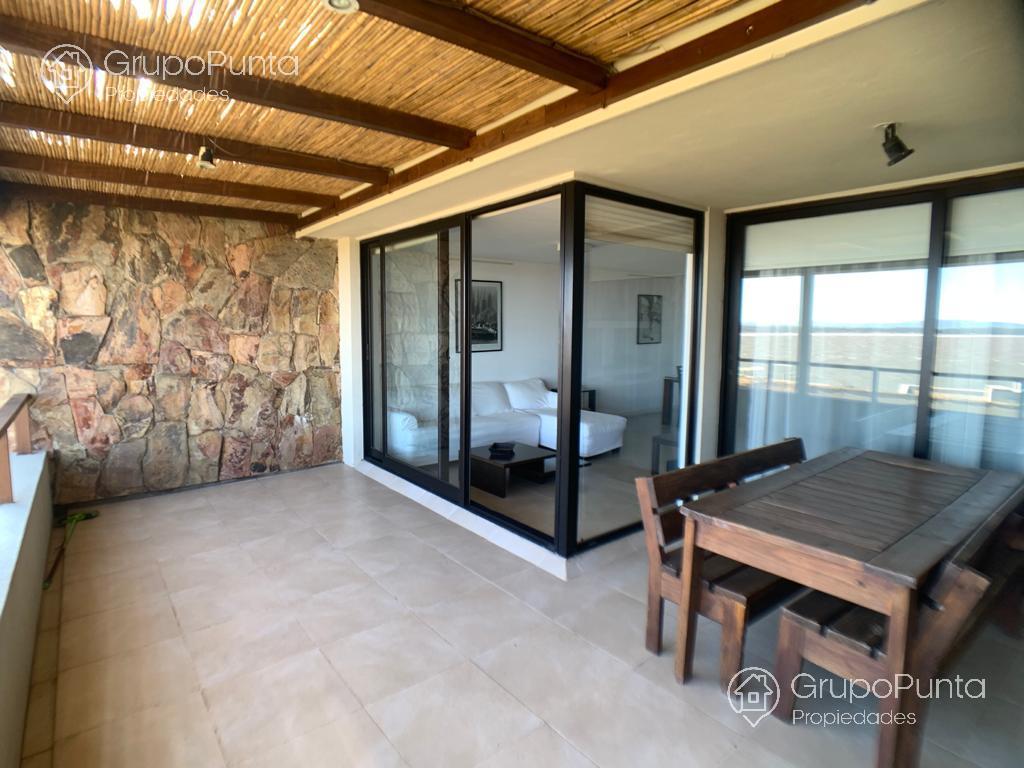 Departamento de 2 dormitorios en Edificio Quartier, Punta Ballena · Foto 2