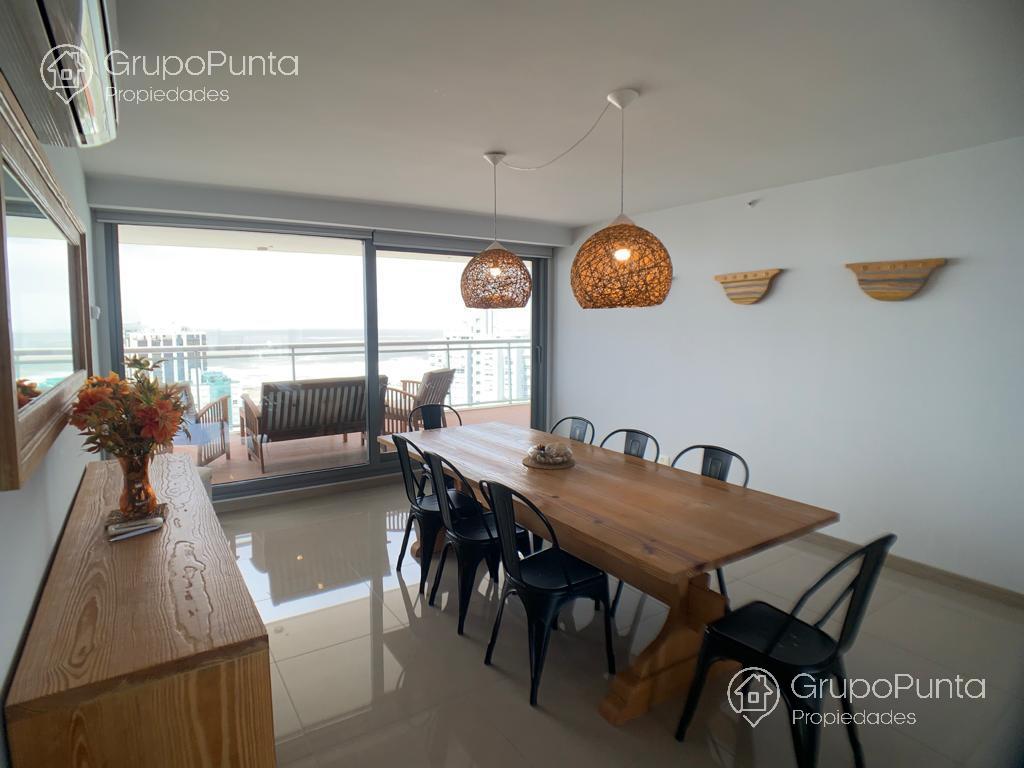 Departamento  en Torre Onix en alquiler  3 dormitorios- punta del este · Foto 2