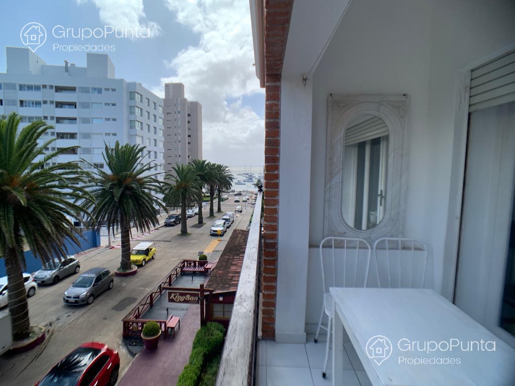 Departamento de 2 dormitorios -Peninsula - Punta del Este