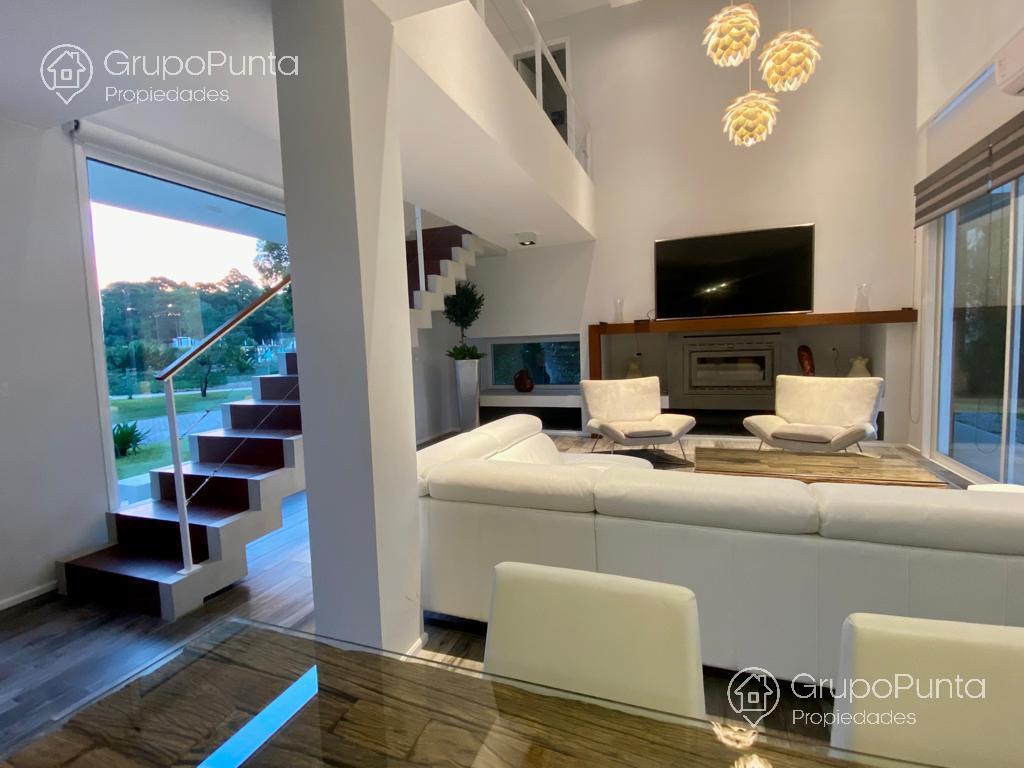 Casa minimalista en  barrio privado en  Punta Ballena -Punta del Este -design village · Foto 3