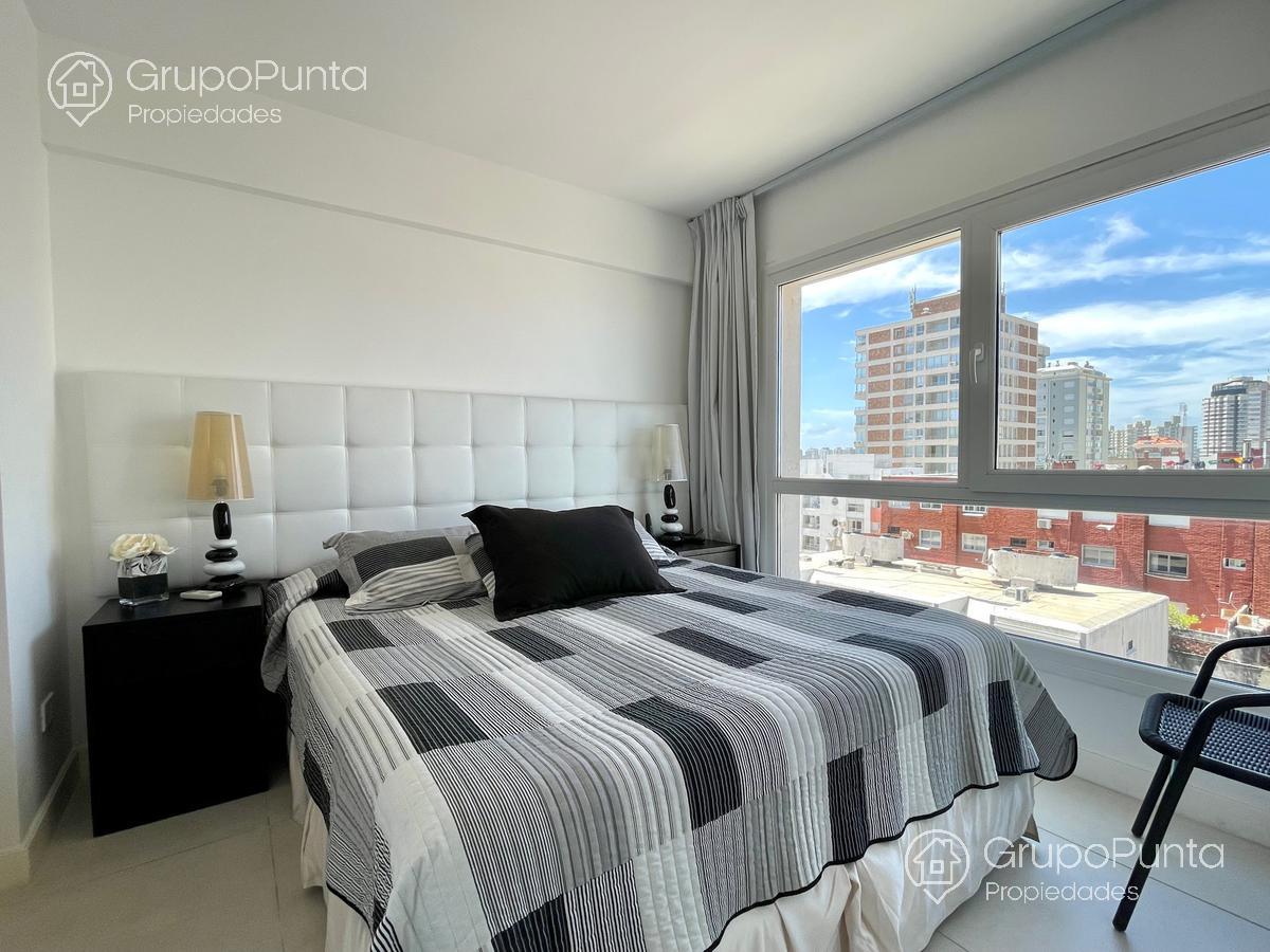 Apartamento  con vista al mar  punta del este Lux Tower -Peninsula- Ref: 2222 · Foto 9