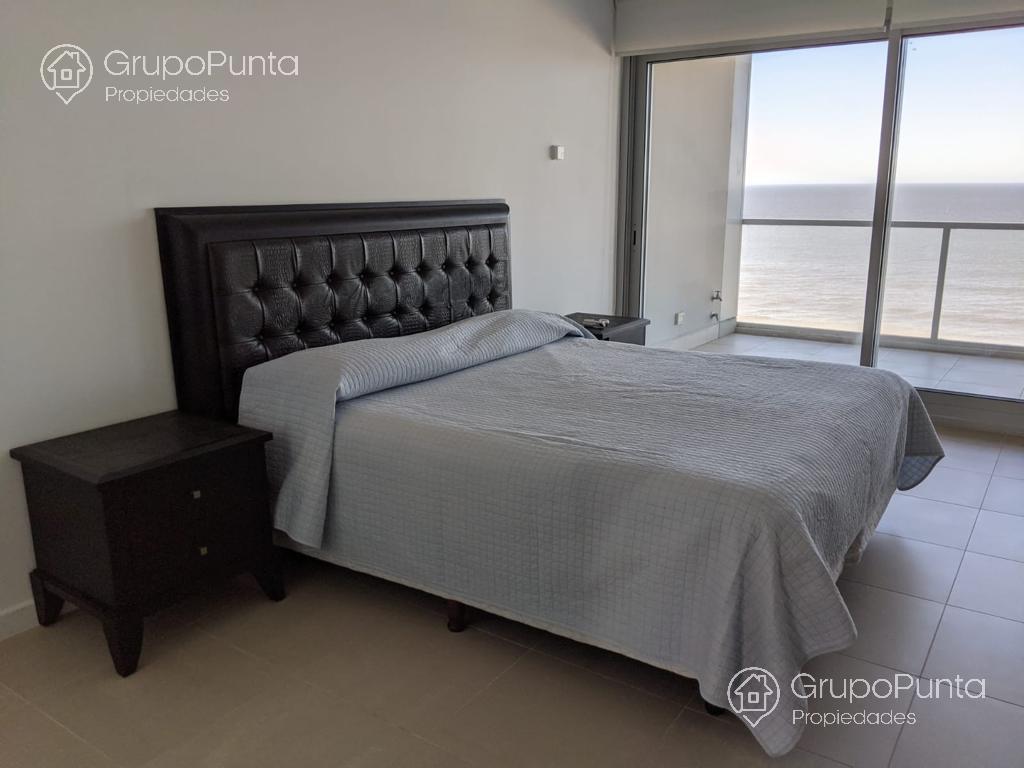 Departamento en alquiler frente al mar  en Punta del Este -  Playa Brava · Foto 7