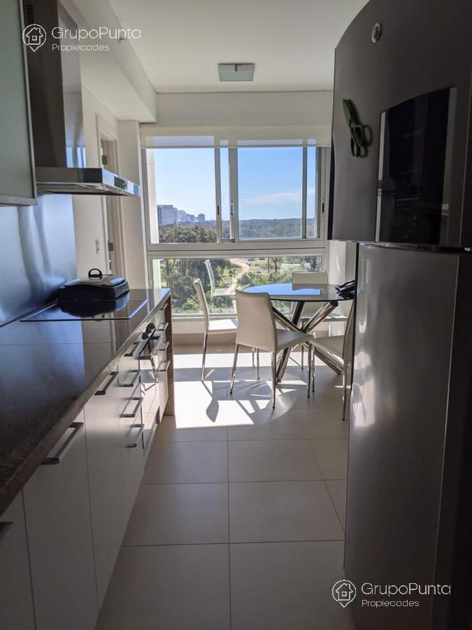 Departamento en alquiler frente al mar  en Punta del Este -  Playa Brava · Foto 12