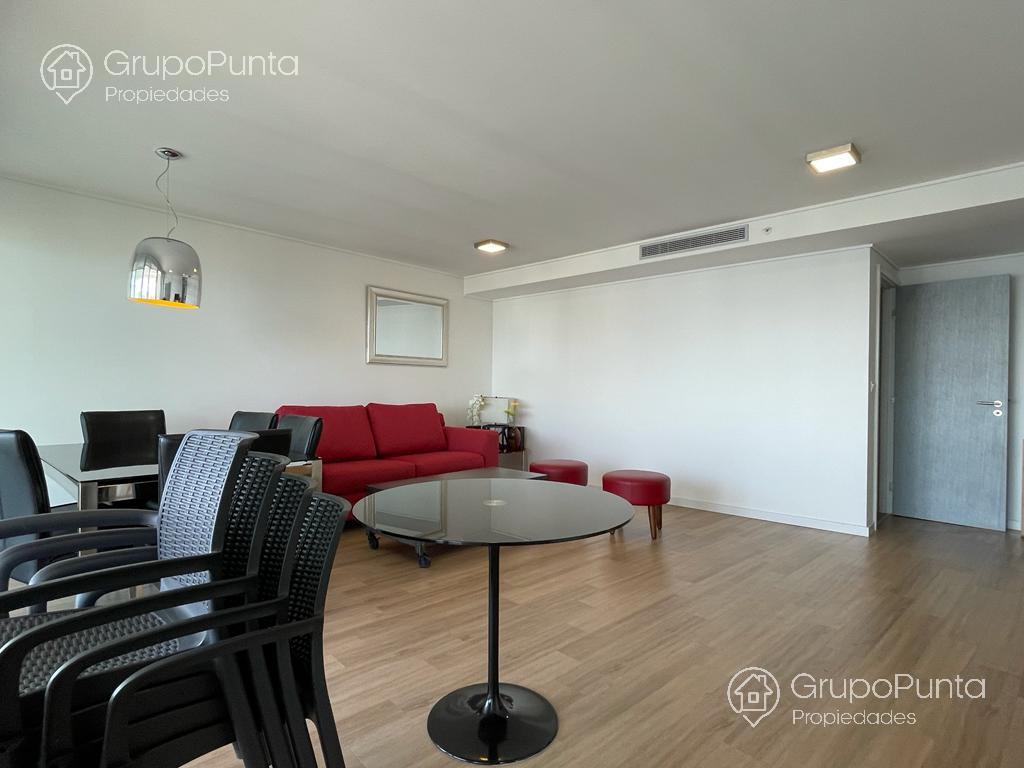Departamento en alquiler de 2 dormitorios -  Playa Mansa Ref: 9945 · Foto 10