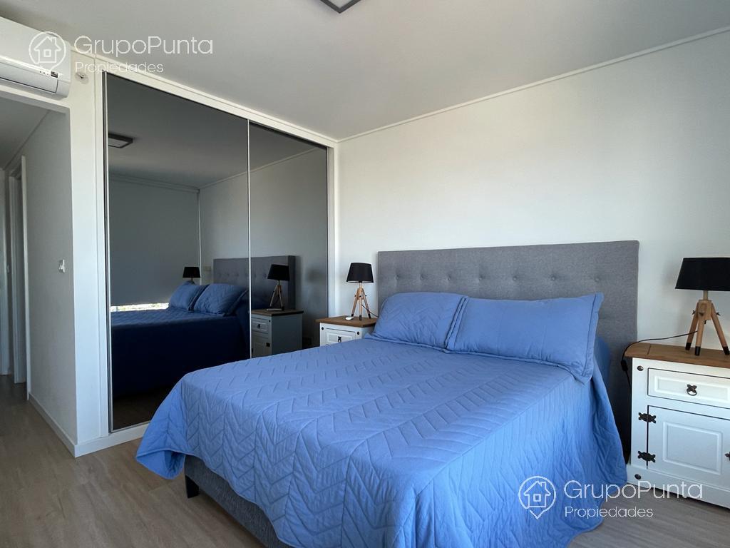 Departamento en alquiler de 2 dormitorios -  Playa Mansa Ref: 9945 · Foto 12