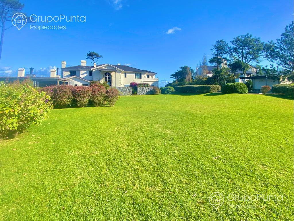 Casa frente al mar con 8 dormitorios   - Playa Mansa- Punta del Este · Foto 5