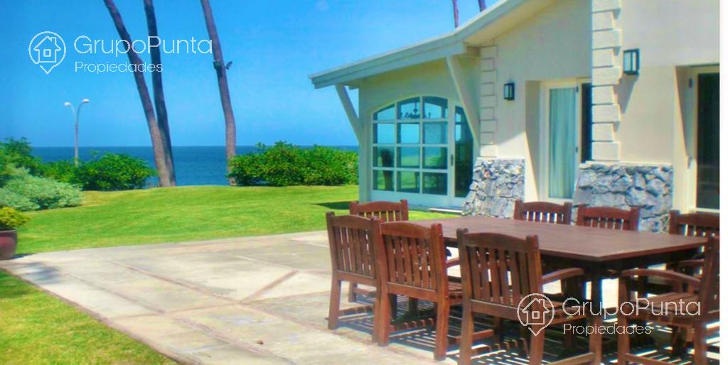 Casa frente al mar con 8 dormitorios   - Playa Mansa- Punta del Este · Foto 6