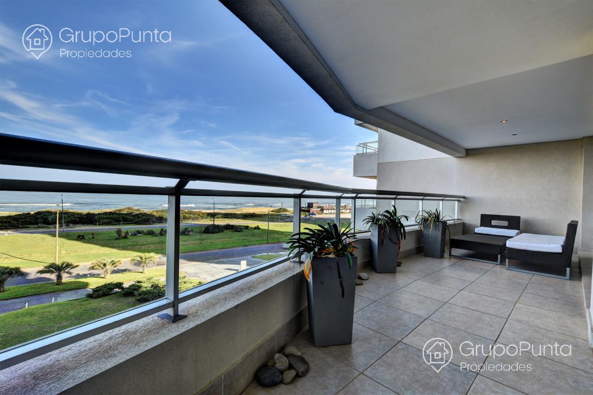 Departamento en venta y alquiler frente al mar-  Torre Lobos- Punta del Este · Foto 3