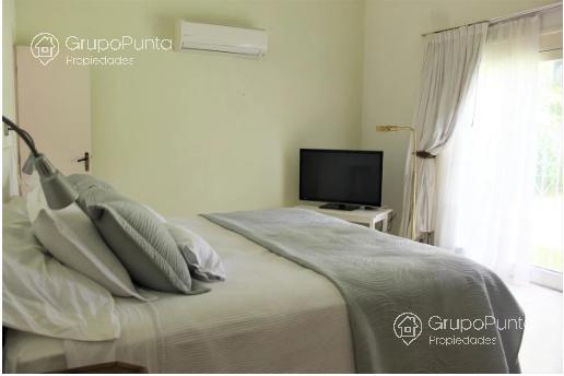 Alquiler anual casa / chalet con piscina - Berverly Hills- Rincon del Indio -  Punta del Este · Foto 11
