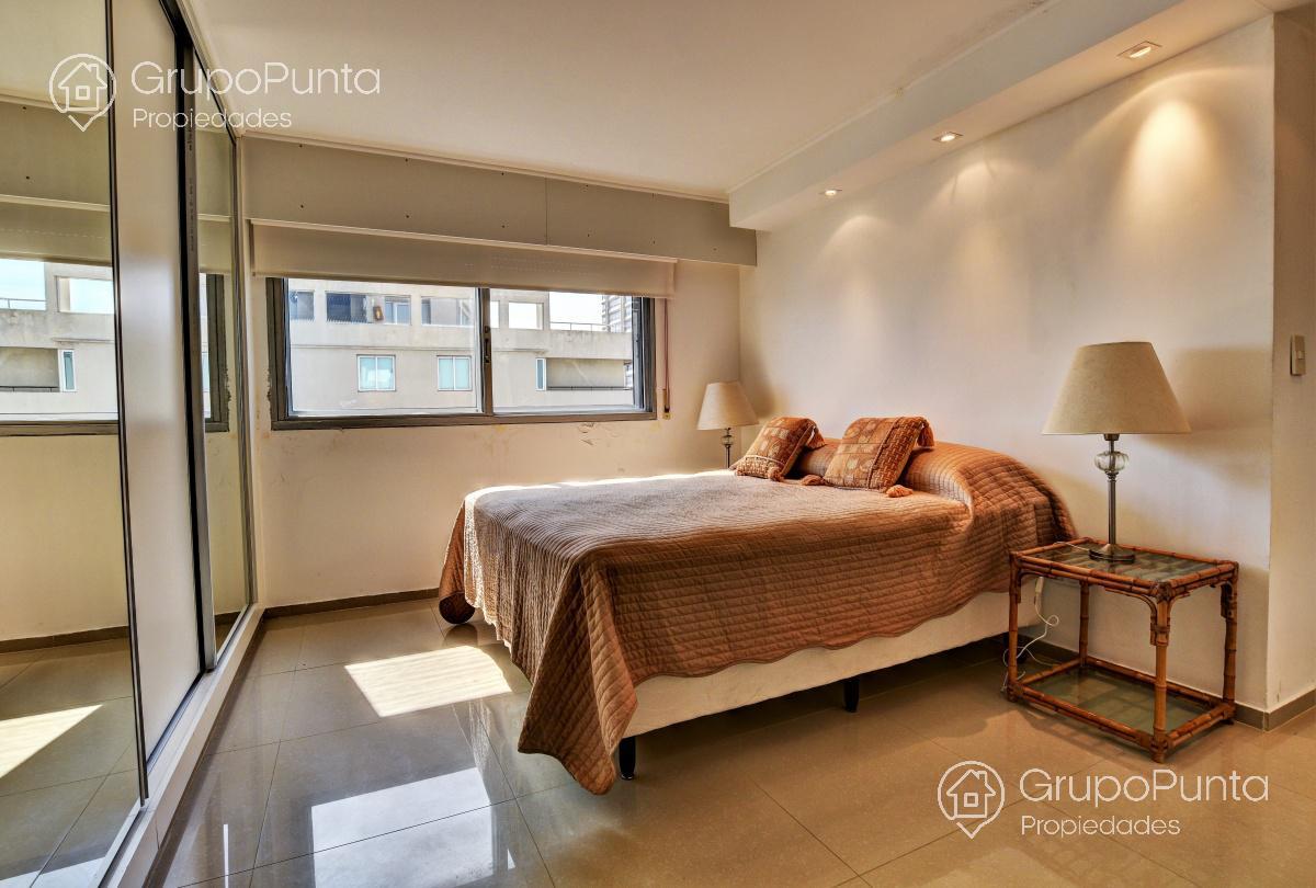 Departamento 3 dormitorios - luminoso - reciclado - Península - Punta del Este · Foto 7