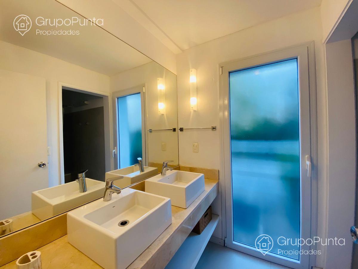 Casa con piscina en  Laguna Blanca - Manantiales · Foto 11