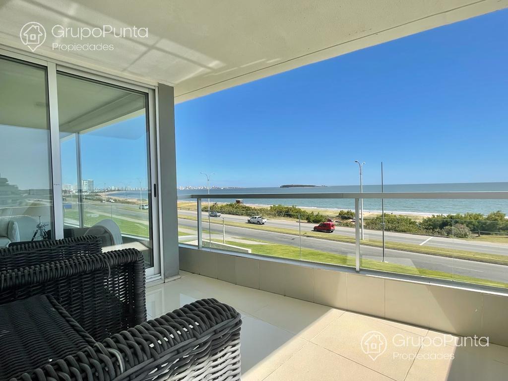 Departamento 3 dormitorios frente al mar edificio Lumiere   Playa Mansa · Foto 8