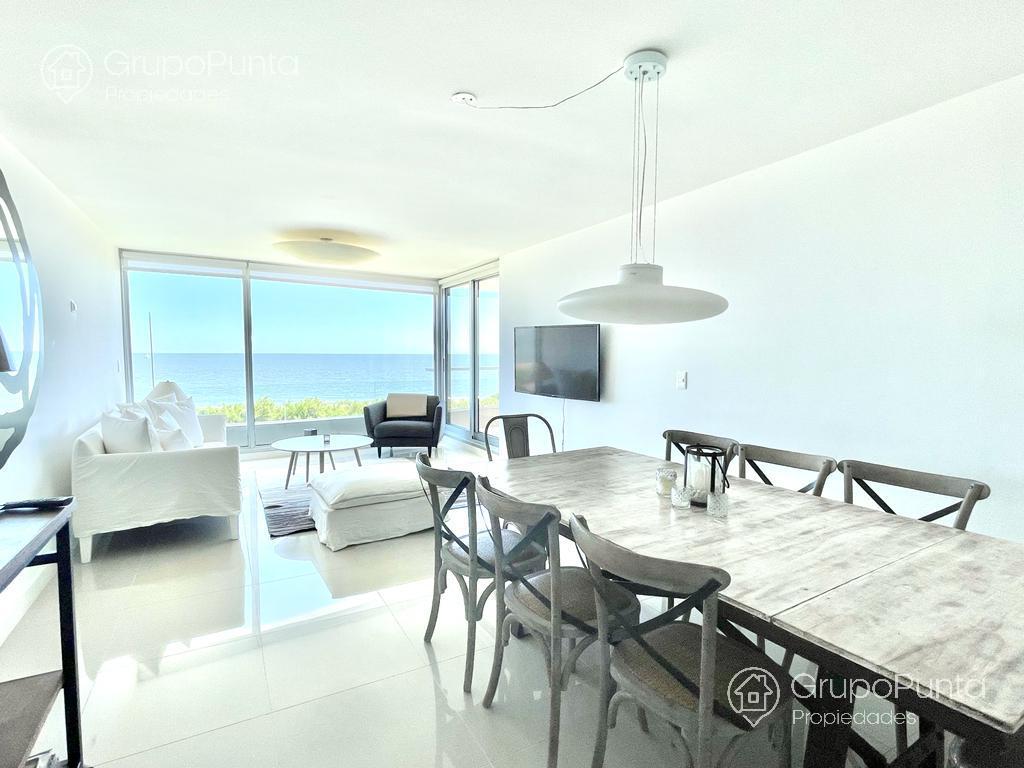 Departamento 3 dormitorios frente al mar edificio Lumiere   Playa Mansa · Foto 10