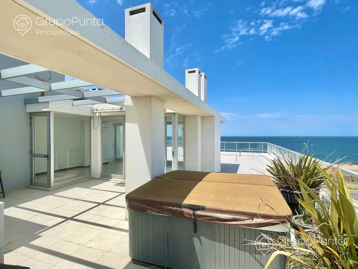 Penthouse frente al mar-Playa mansa - punta del este