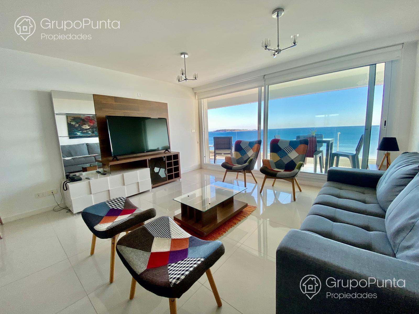 Departamento  duplex en venta y alquiler anual  frente al mar - Playa mansa -Punta del Este · Foto 12