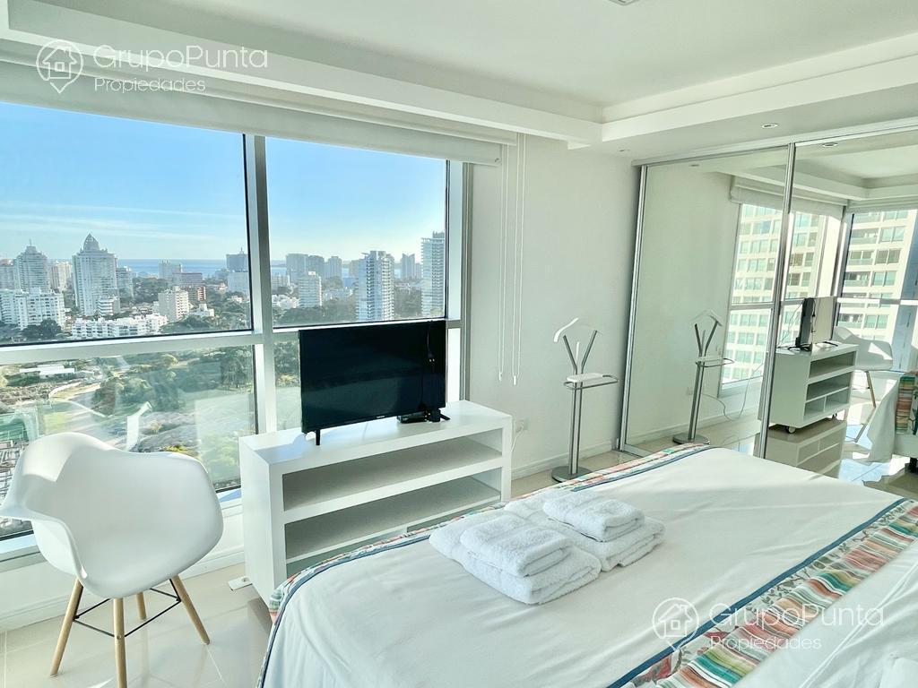 Departamento frente al mar en alquiler Piso alto Look brava   playa brava -punta del este · Foto 11
