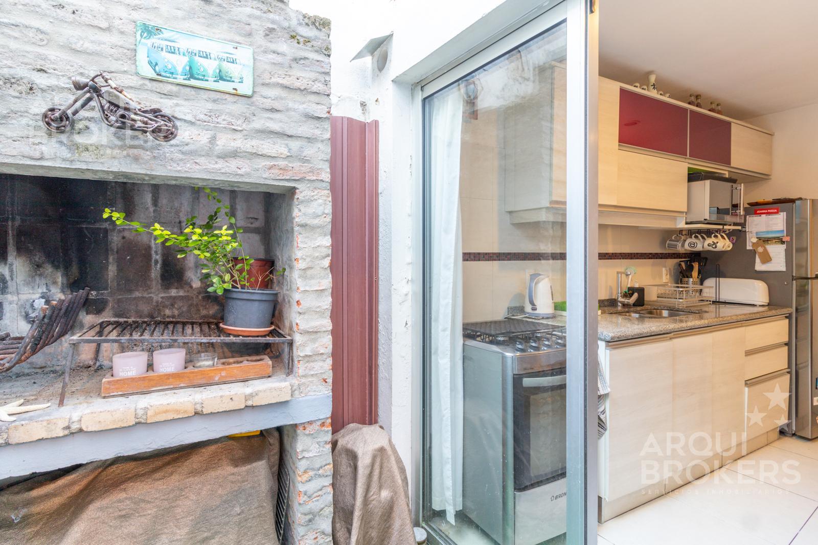 Casa de tres dormitorios en  venta en Pocitos planta baja
