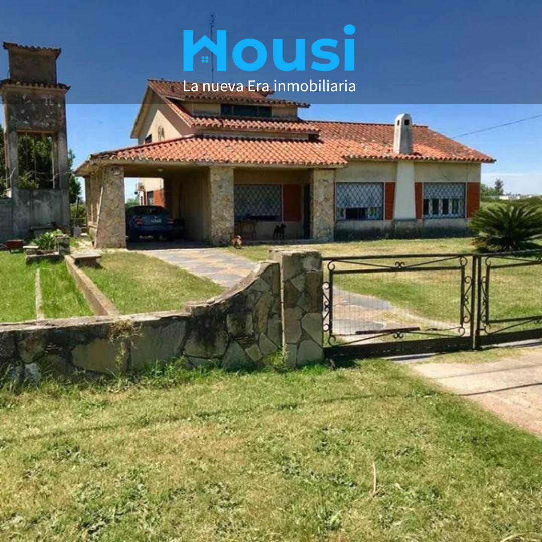  venta CHALET EN MONTEVIDEO RURAL 300mts2, + casa 2 dormitorios + quincho con parrillero 7,000 mt2