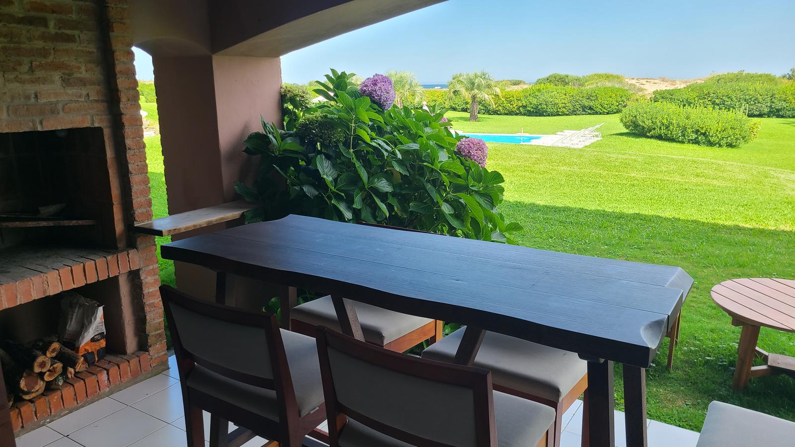 Departamento Bahia de Manantiales con Jardin Sobre Playa Bikini - TM6615867
