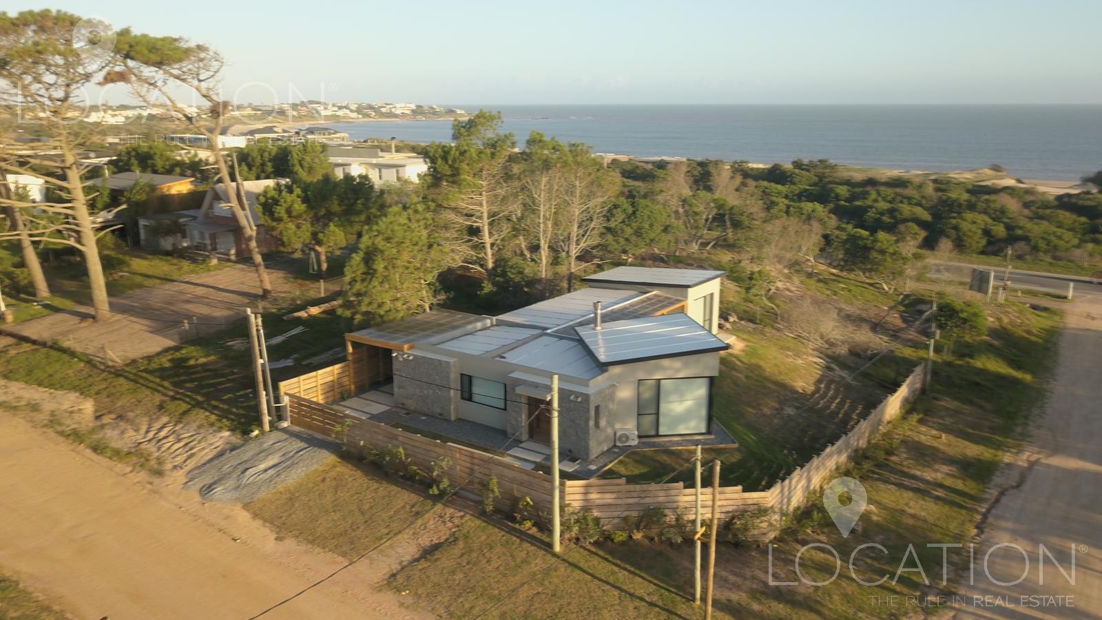Casa en La Juanita con vista al mar - LHO6382627 · Foto 1